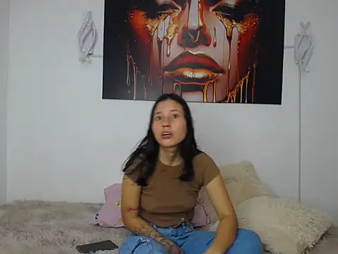 michellna online show from 04/15/26, 07:40