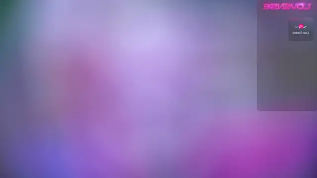 Snapshot of MakiGG_ chatting on 04/22/26, 11:33 MakiGG online show from 04/22/26, 11:33