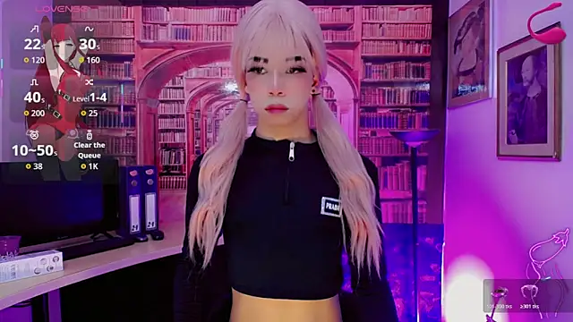 moon sweet- online show from 04/18/26, 03:20