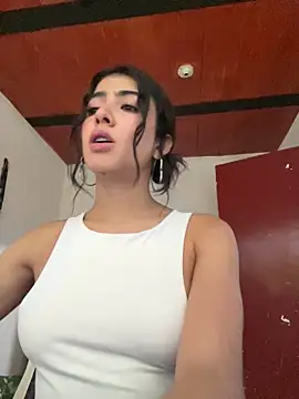 MAIILY MOON online show from 05/09/26, 10:46