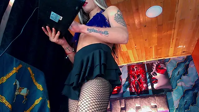 Sarha sexxyx online show from 05/08/26, 08:56