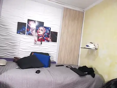 madisom2 online show from 04/17/26, 03:31