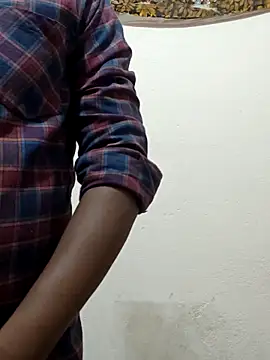 hot boy995 online show from 04/22/26, 03:57