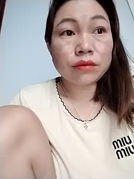 Cong2211 online show from 04/18/26, 10:32