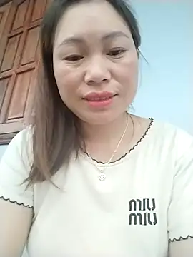 Cong2211 online show from 04/20/26, 10:44