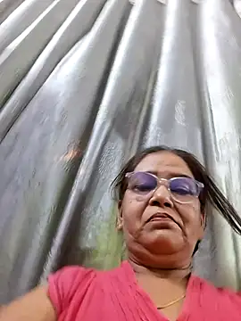 Snapshot of Shalini3456 chatting on 05/19/26, 09:05 Shalini3456 online show from 05/19/26, 09:05
