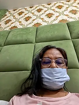 Snapshot of Shalini3456 chatting on 05/21/26, 09:50 Shalini3456 online show from 05/21/26, 09:50