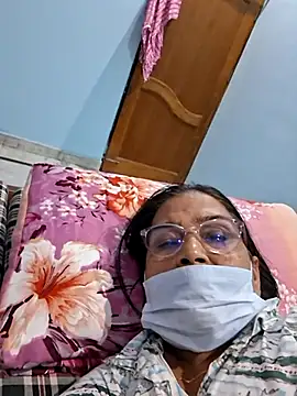 Snapshot of Shalini3456 chatting on 05/31/26, 06:09 Shalini3456 online show from 05/31/26, 06:09