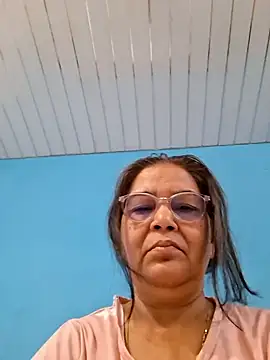 Snapshot of Shalini3456 chatting on 05/10/26, 04:05 Shalini3456 online show from 05/10/26, 04:05