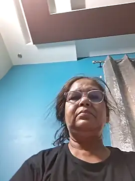 Snapshot of Shalini3456 chatting on 05/13/26, 02:29 Shalini3456 online show from 05/13/26, 02:29