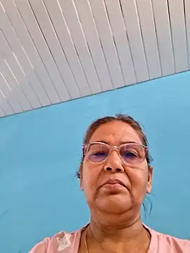 Snapshot of Shalini3456 chatting on 05/09/26, 03:43 Shalini3456 online show from 05/09/26, 03:43