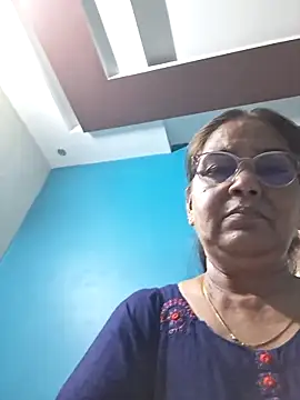 Snapshot of Shalini3456 chatting on 05/12/26, 07:16 Shalini3456 online show from 05/12/26, 07:16