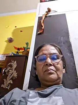 Snapshot of Shalini3456 chatting on 05/03/26, 05:27 Shalini3456 online show from 05/03/26, 05:27
