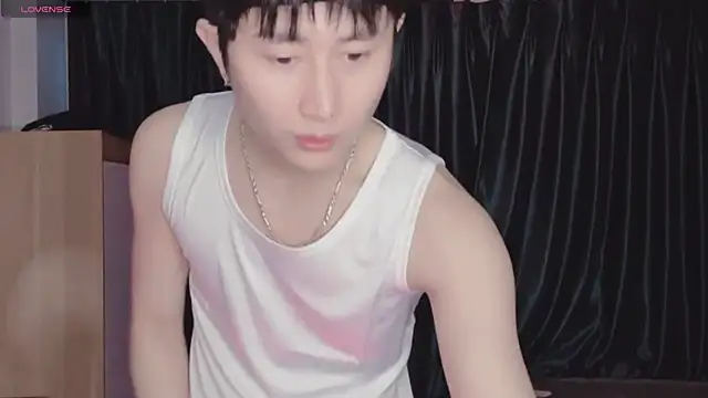 Zz YuunaSSquart zZ online show from 04/20/26, 11:02