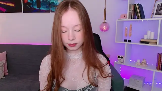 AdeleLang online show from 05/25/26, 03:39