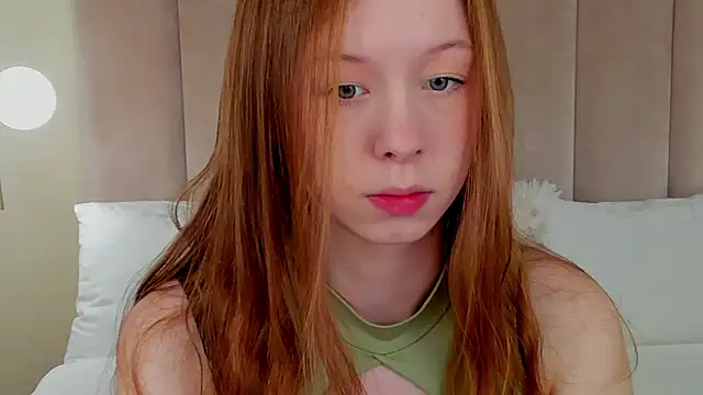 AdeleLang online show from 05/16/26, 03:38