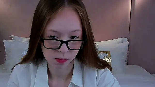 AdeleLang online show from 05/06/26, 03:32