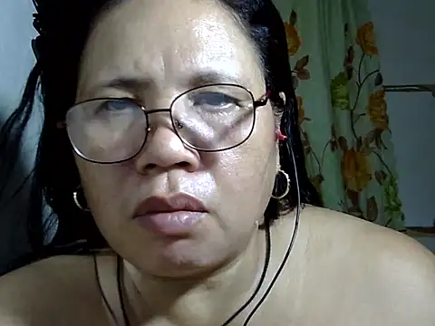 HottyCurlyPeanut online show from 05/27/26, 05:59