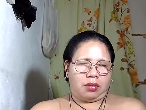 HottyCurlyPeanut online show from 05/22/26, 07:45