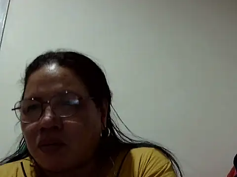 HottyCurlyPeanut online show from 04/15/26, 04:55