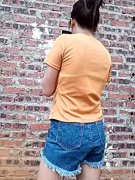 Elena Mia online show from 05/25/26, 01:38