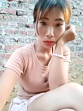 Elena Mia online show from 05/22/26, 11:19