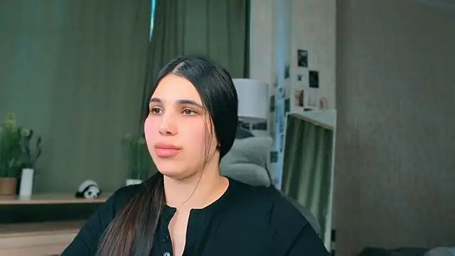 18 yo talent online show from 04/19/26, 04:24