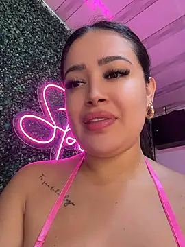 Sara fun online show from 07/04/26, 03:49