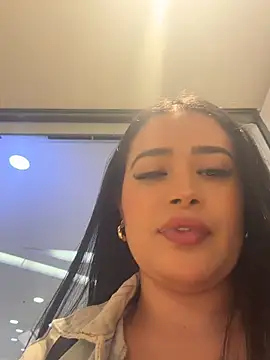Sara fun online show from 05/04/26, 06:44