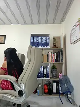 Snapshot of Sara_fun chatting on 03/05/25, 07:49 Sara fun online show from 03/05/25, 07:49