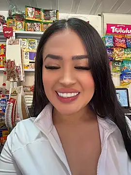 Sara fun online show from 05/14/26, 07:00