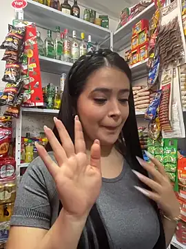 Sara fun online show from 11/20/25, 06:19