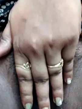 Moody-miss online show from 04/25/26, 04:59