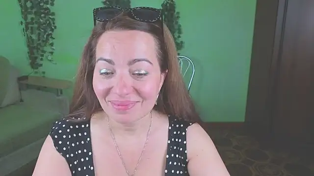 Snapshot of Zoe_Zephyr chatting on 06/10/26, 05:41 Zoe Zephyr online show from 06/10/26, 05:41