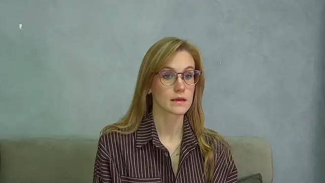 GraceHudsons online show from 04/22/26, 04:08