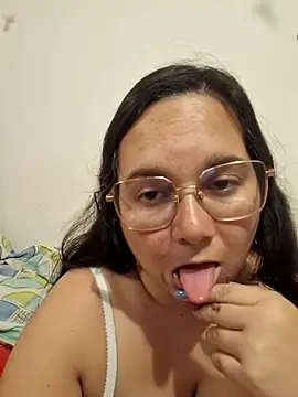 Snapshot of Sophie_Secret7 chatting on 04/30/26, 12:17 Sophie Secret7 online show from 04/30/26, 12:17