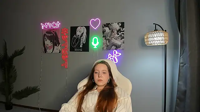 ChuNeece online show from 04/17/26, 03:04