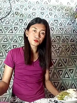 Snapshot of Maricar16 chatting on 05/01/26, 12:48 Maricar16 online show from 05/01/26, 12:48