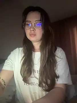 Aitana Magic online show from 04/15/26, 02:32