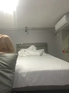 Xiaoyu0012 online show from 04/20/26, 01:45