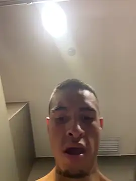 willclayy online show from 05/11/26, 04:04