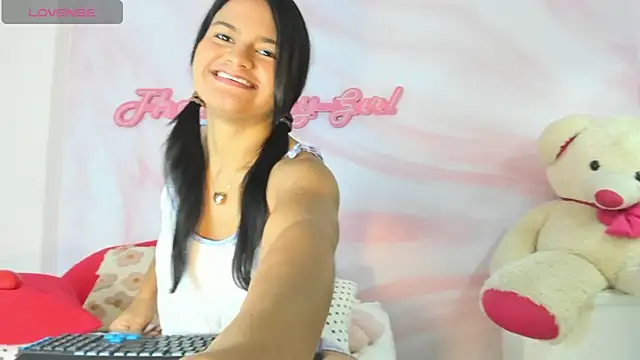 Snapshot of Marilyn_Mulata chatting on 04/30/26, 07:21 Marilyn Mulata online show from 04/30/26, 07:21