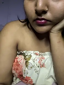 Snapshot of PunkTiling chatting on 04/21/26, 02:51 PunkTiling online show from 04/21/26, 02:51