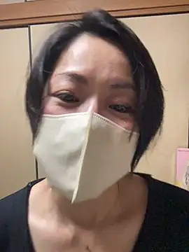 rin2432 online show from 04/28/26, 02:21