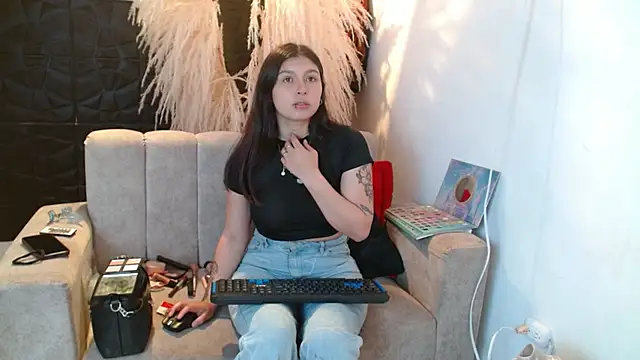 Snapshot of madison16092020 chatting on 04/16/26, 02:18 madison16092020 online show from 04/16/26, 02:18