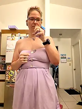 DaddysKitten0715 online show from 04/16/26, 05:19