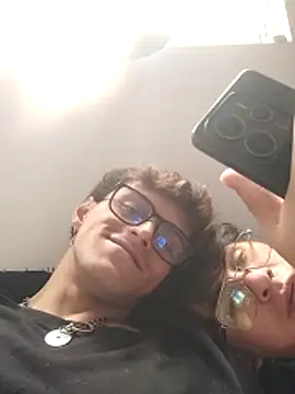 AoA-BoyStudent online show from 04/19/26, 05:58