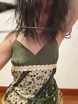 Faye-baby online show from 04/21/26, 03:29