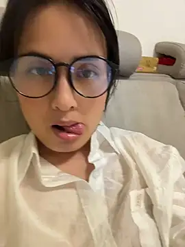 Faye-baby online show from 05/21/26, 03:09