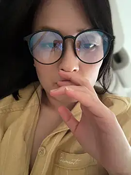 Faye-baby online show from 04/24/26, 02:02
